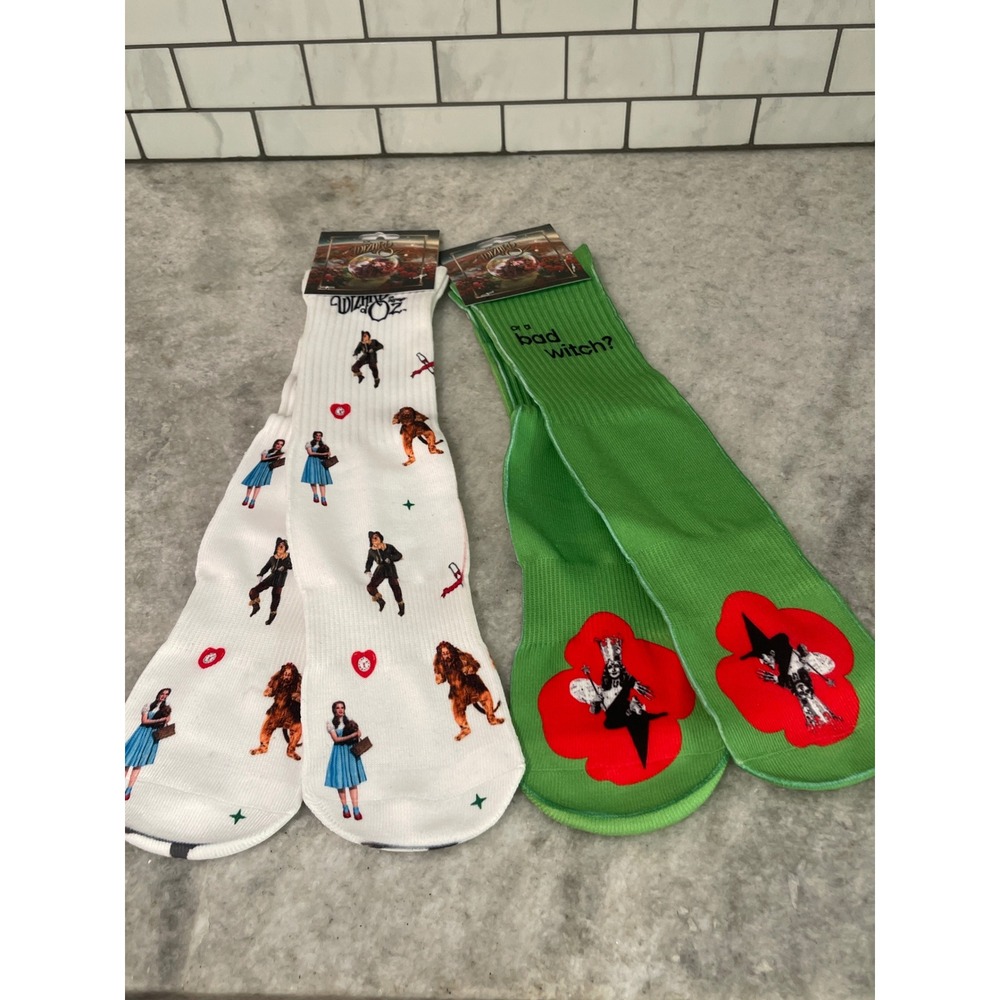 New Wizard of Oz Socks Women OS Multi Crew 2 Pack Bad Witch Dorothy Sphere New